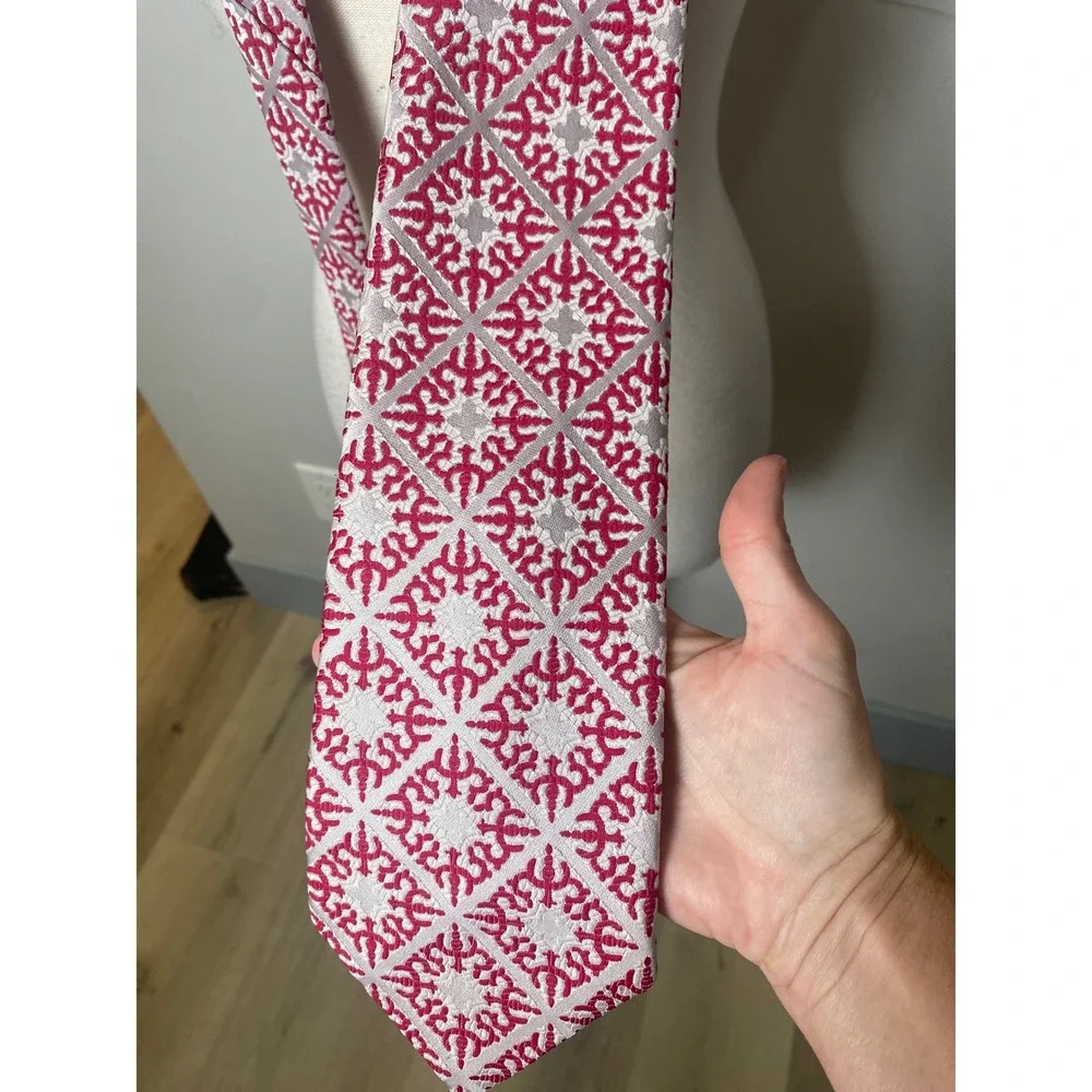 Vintage 60s Ferranti California Men Magenta Pink Silver Geometric Brocade Tie